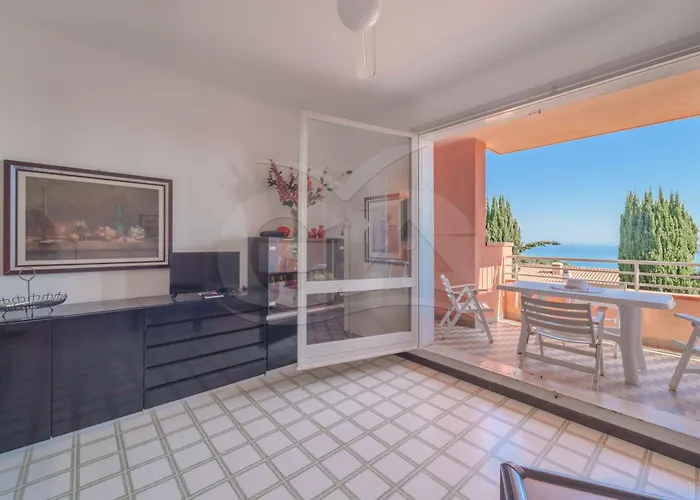 Quadrilocale - Goelba Lejlighed *