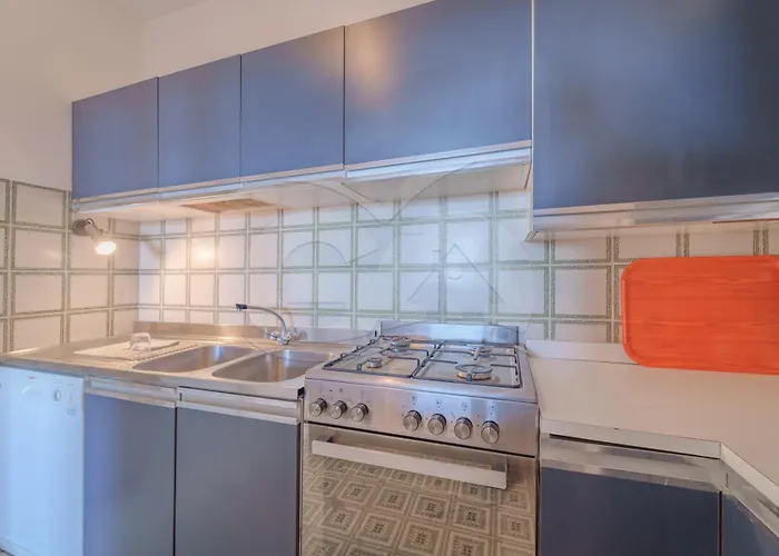 Quadrilocale - Goelba Lägenhet *